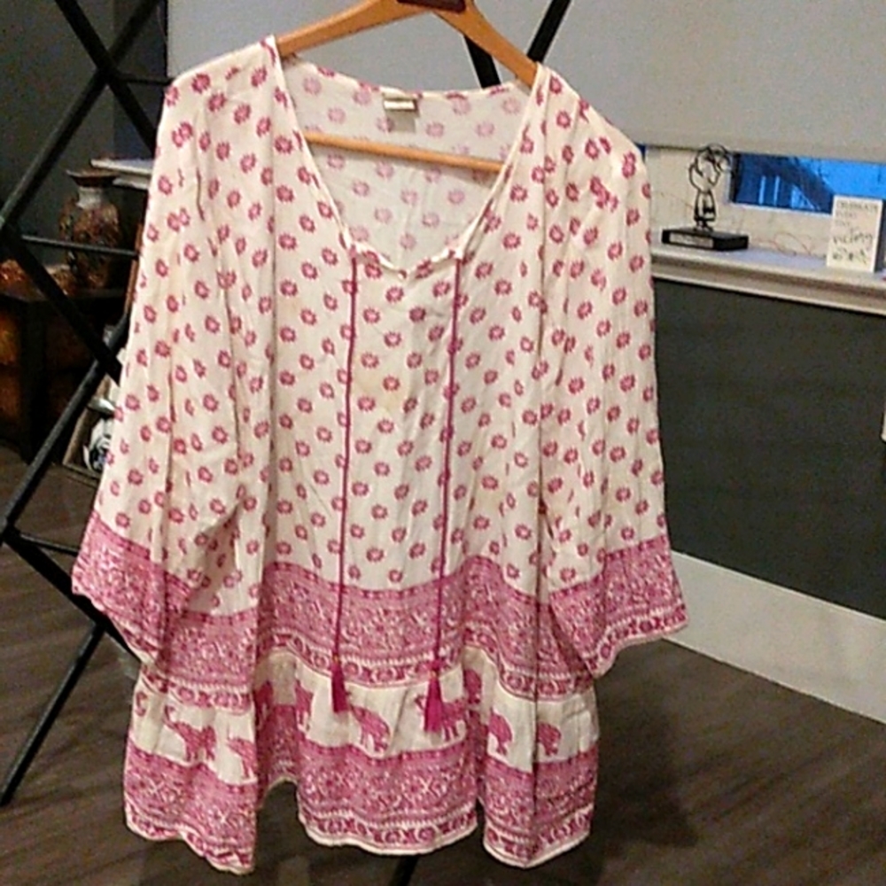 Pretty tunic top